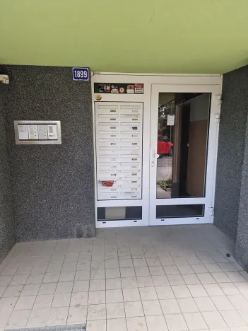 Prodej bytu 3+1, Turnov, Granátová, 74 m2
