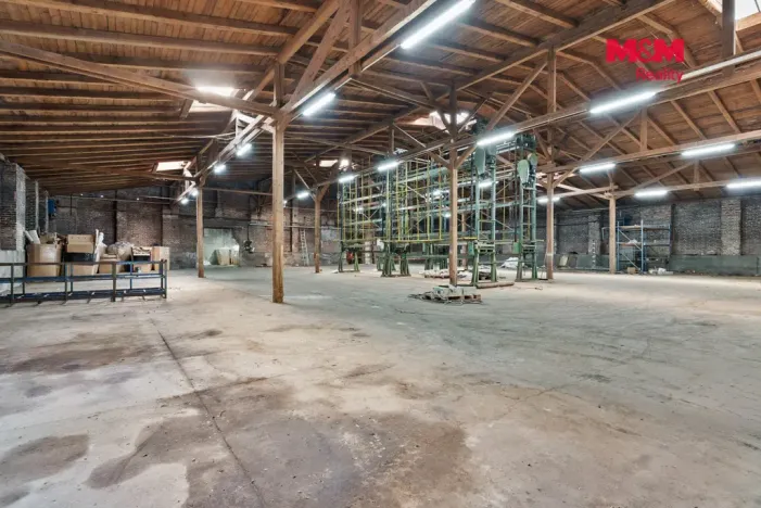 Pronájem skladu, Frýdlant, Úzká, 4500 m2