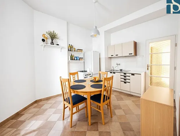 Prodej bytu 2+1, Praha - Nové Město, Na slupi, 70 m2