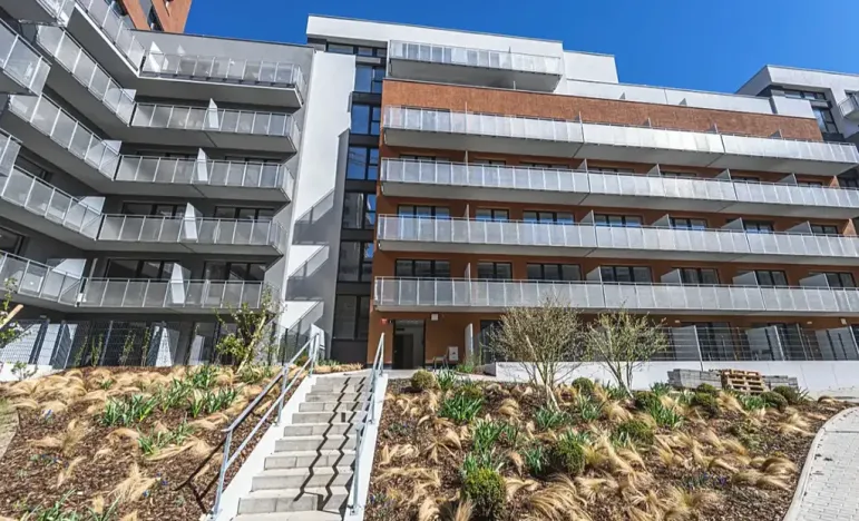 Pronájem bytu 1+kk, Praha - Vysočany, Gerstelova, 36 m2