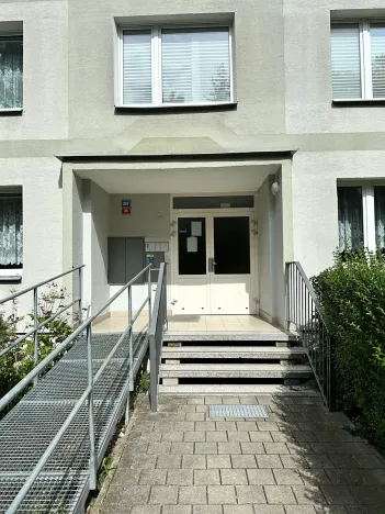Prodej bytu 1+1, Děčín, Oblouková, 35 m2