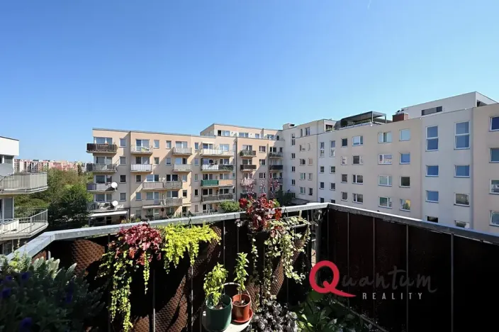Pronájem bytu 2+kk, Praha - Černý Most, Rudolfa Holeky, 33 m2