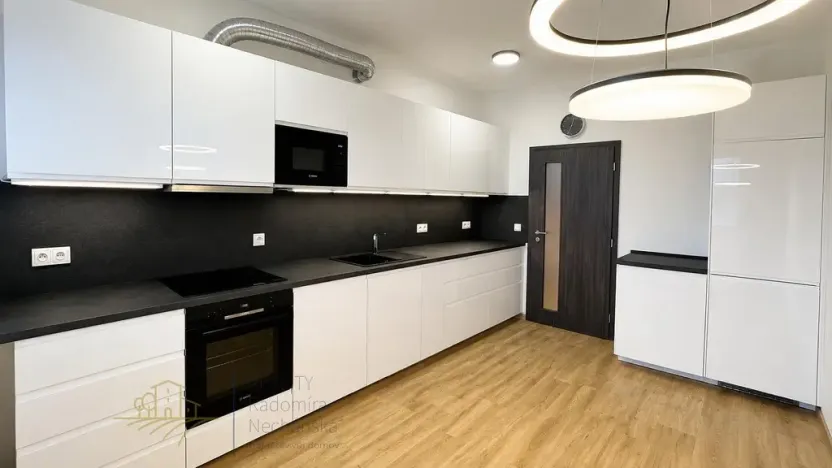 Pronájem bytu 2+1, Nová Paka, P. Bezruče, 63 m2