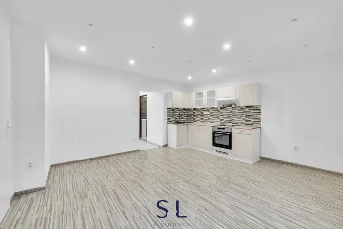 Prodej činžovního domu, Mimoň, Nádražní, 240 m2