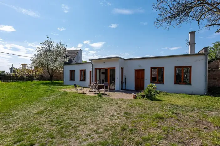 Prodej rodinného domu, Ovčáry, 160 m2