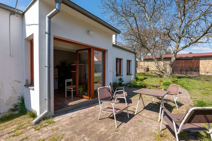 Prodej rodinného domu, Ovčáry, 160 m2