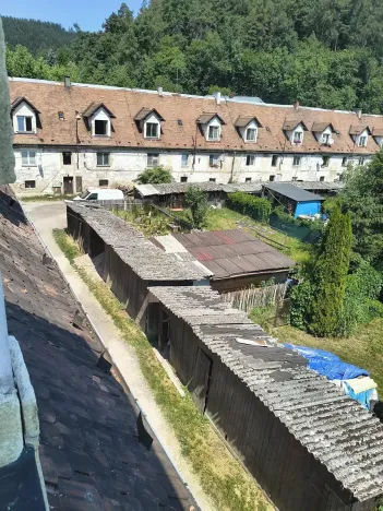 Prodej podílu vícegeneračního domu, Olšany, 831 m2