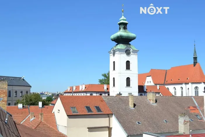 Pronájem kanceláře, České Budějovice, nám. Přemysla Otakara II., 150 m2