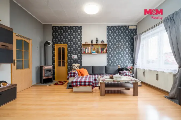Prodej rodinného domu, Osek, Sokolská, 596 m2