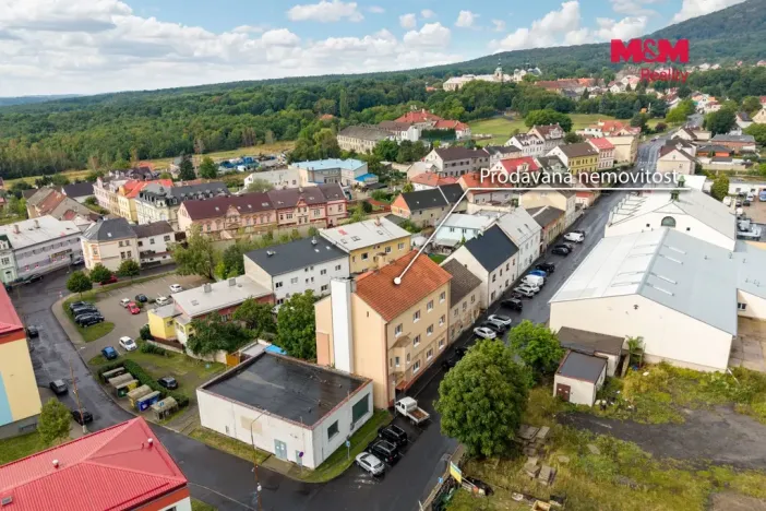 Prodej rodinného domu, Osek, Sokolská, 596 m2