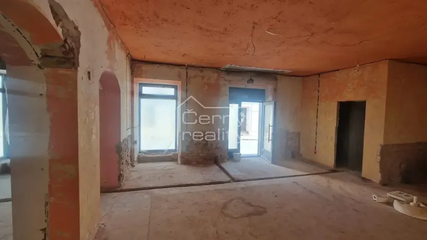 Prodej komerční nemovitosti, Nový Bydžov, Dukelská třída, 300 m2
