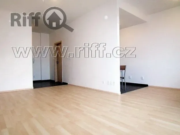 Pronájem bytu 1+kk, Brno, U Leskavy, 37 m2