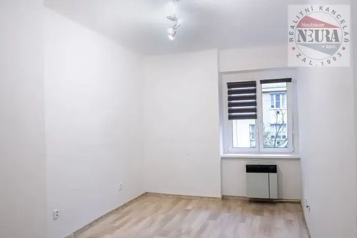 Pronájem bytu 2+kk, Praha - Nusle, Zdaru, 49 m2
