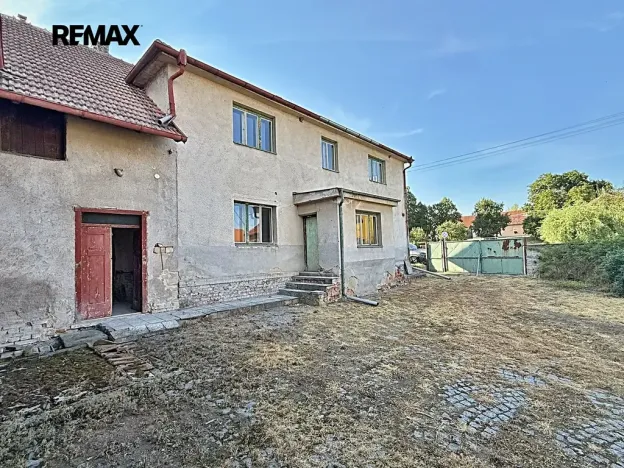 Prodej rodinného domu, Chrudim, 478 m2