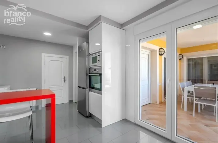 Prodej rodinného domu, San Miguel de Salinas, Alicante, Španělsko, 180 m2