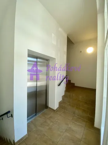 Pronájem bytu 1+kk, Olomouc - Povel, Loudova, 74 m2