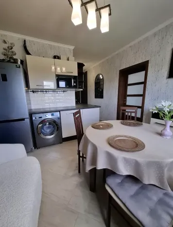 Prodej bytu 2+1, Karlovy Vary, Západní, 59 m2