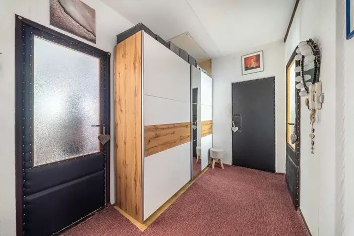 Prodej bytu 3+1, Tachov, Bělojarská, 63 m2