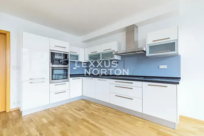 Pronájem bytu 4+kk, Praha - Vinohrady, Italská, 115 m2