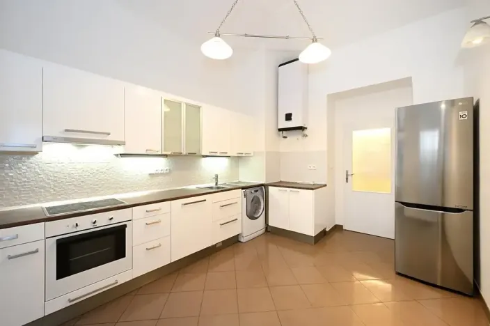 Pronájem bytu 3+1, Praha - Smíchov, Kroftova, 84 m2