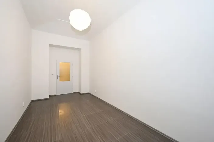 Pronájem bytu 3+1, Praha - Smíchov, Kroftova, 84 m2