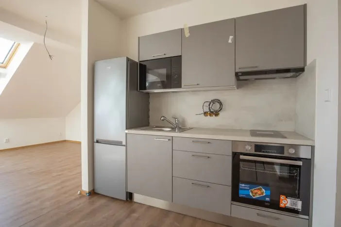 Pronájem činžovního domu, Říčany, 17. listopadu, 63 m2