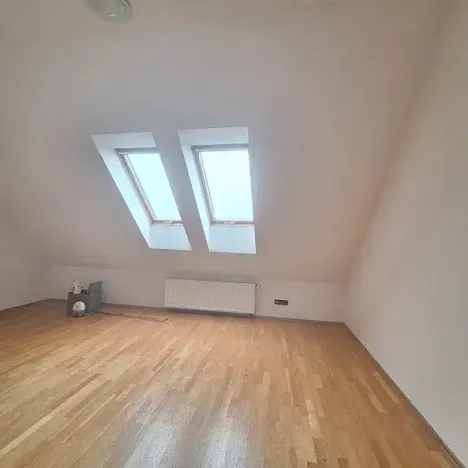 Pronájem bytu 2+kk, Praha - Žižkov, Roháčova, 60 m2