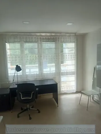 Pronájem bytu 3+1, Praha - Kamýk, 70 m2