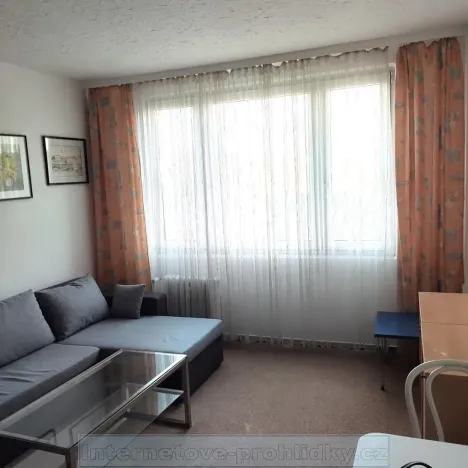 Pronájem bytu 1+kk, Praha - Záběhlice, 28 m2