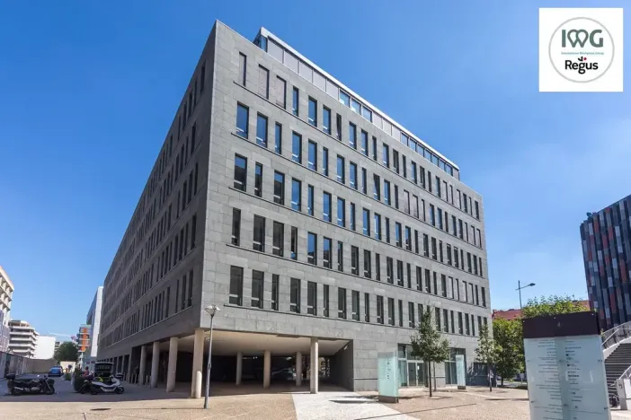 Pronájem kanceláře, Praha - Karlín, Rohanské nábřeží, 50 m2