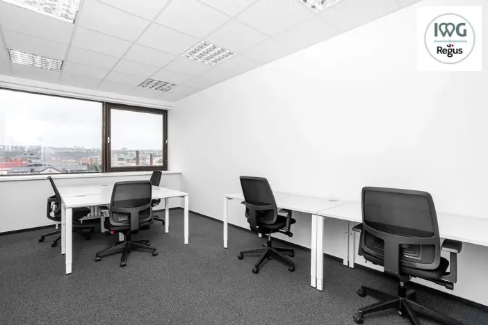 Pronájem kanceláře, Praha - Holešovice, Dělnická, 75 m2