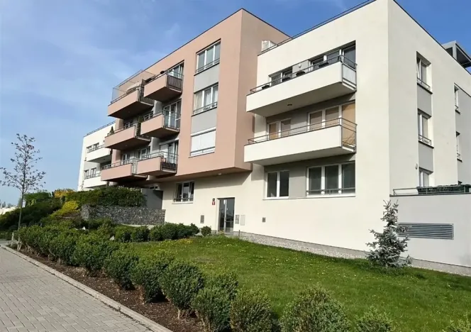 Prodej bytu 2+kk, Praha - Letňany, Hlučkova, 61 m2