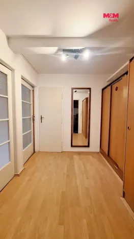 Pronájem bytu 2+kk, Hradec Králové, Střelecká, 45 m2