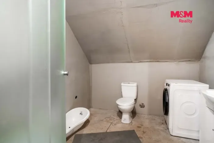 Prodej komerční nemovitosti, Raspenava, Hejnická, 810 m2