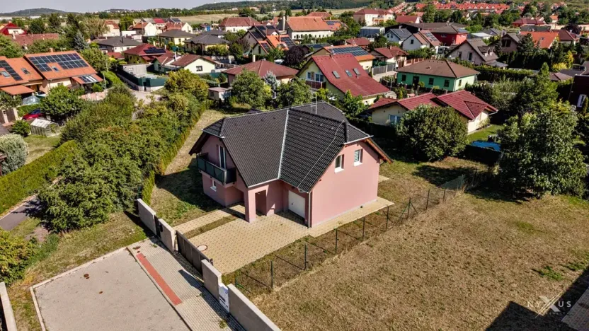 Pronájem rodinného domu, Postřižín, Datlová, 137 m2