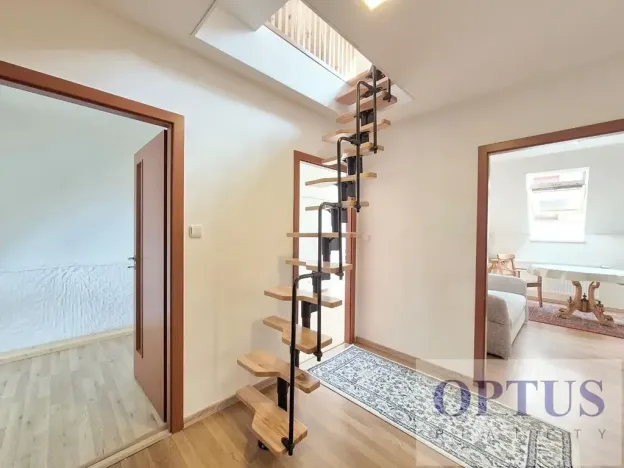 Pronájem bytu 4+kk, Horoměřice, Politických vězňů, 78 m2