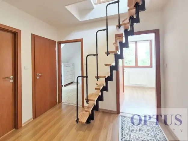 Pronájem bytu 4+kk, Horoměřice, Politických vězňů, 78 m2