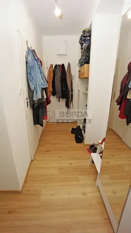Pronájem bytu 2+1, Praha - Hloubětín, Zelenečská, 50 m2