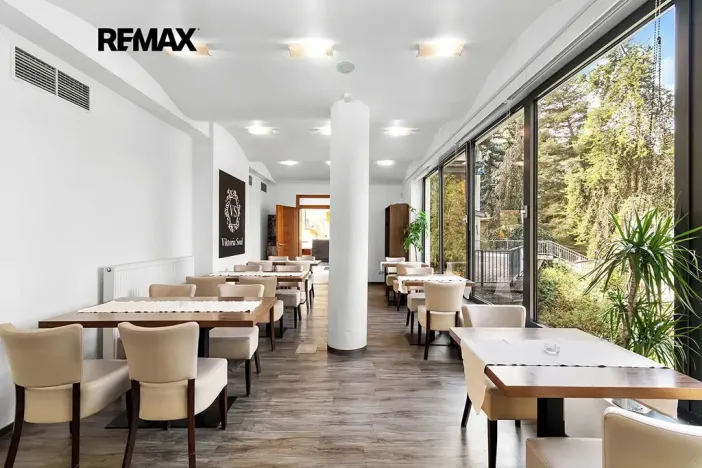 Prodej restaurace, Plzeň, Částkova, 489 m2