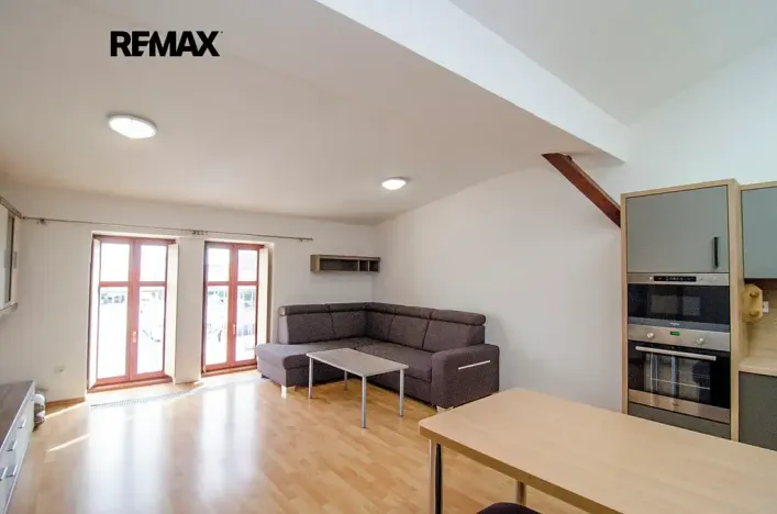 Pronájem bytu 2+kk, Jevíčko, Palackého nám., 76 m2