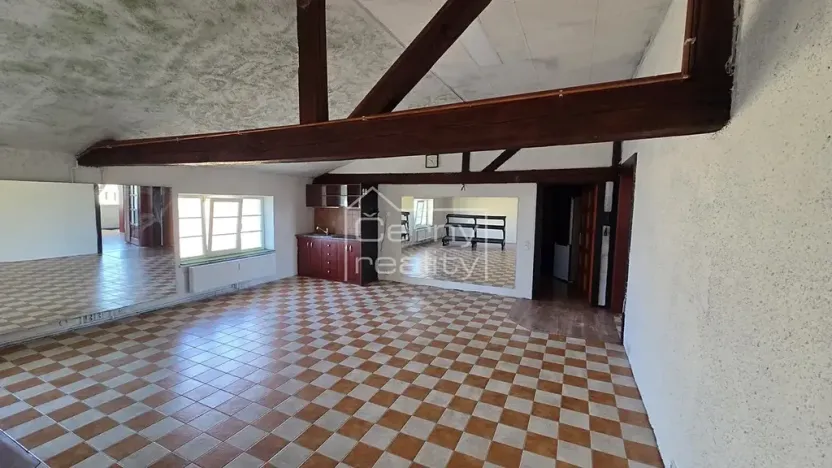 Pronájem komerční nemovitosti, Pardubice, Štrossova, 205 m2