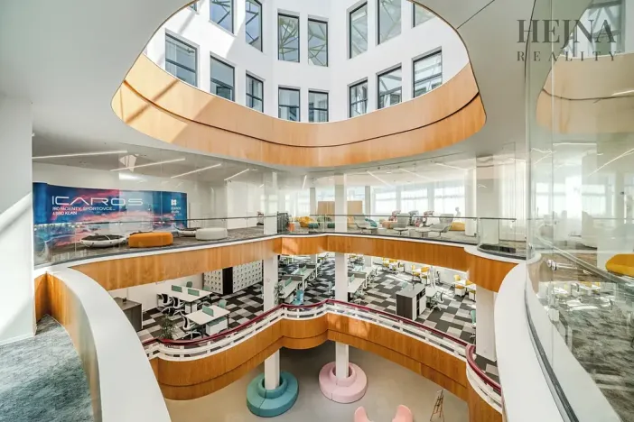 Pronájem kanceláře, Ostrava, náměstí Dr. E. Beneše, 62 m2