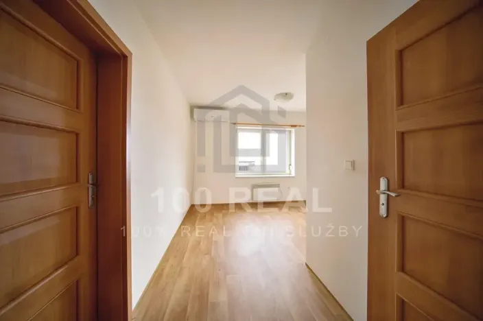 Pronájem bytu 1+1, Nové Město nad Metují, Kpt. Jaroše, 35 m2