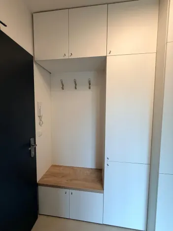 Prodej bytu 1+kk, Praha - Hlubočepy, Divíškové, 37 m2