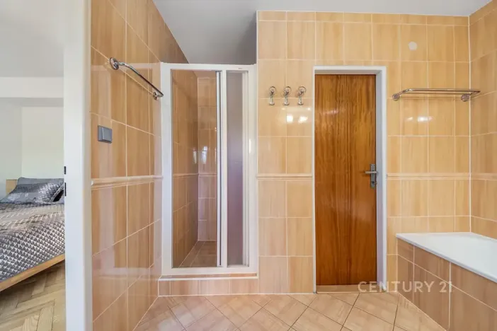 Pronájem bytu 4+1, Praha - Zbraslav, Pod urnovým hájem, 120 m2
