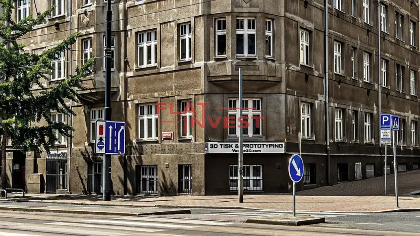 Pronájem obchodního prostoru, Praha - Vršovice, Vršovická, 233 m2