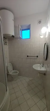 Pronájem bytu 1+1, Krhanice, 58 m2