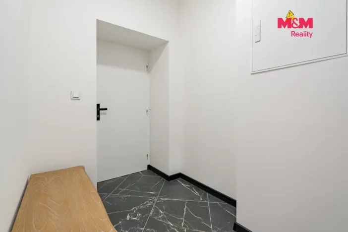 Prodej bytu 2+kk, Horní Planá, Náměstí, 50 m2