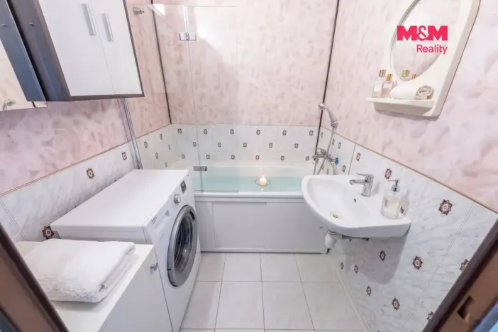 Prodej bytu 3+1, Česká Lípa, Kunratická, 66 m2