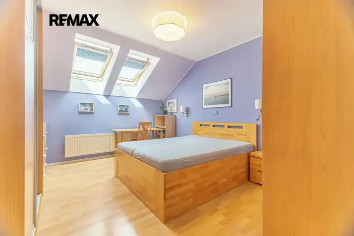 Prodej bytu 4+kk, Praha - Horní Počernice, V javorech, 93 m2